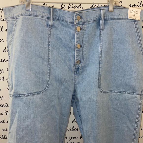 Straight-leg crop jean in indigo cove wash - Picture 4 of 9